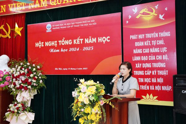 HỘI NGHỊ TỔNG KẾT NĂM HỌC 2024 – 2025 TRƯỜNG TRUNG CẤP KỸ THUẬT TIN HỌC HÀ NỘI HỘI NGHỊ TỔNG KẾT NĂM HỌC 2024 – 2025 TRƯỜNG TRUNG CẤP KỸ THUẬT TIN HỌC HÀ NỘI