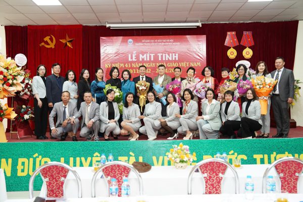 CHƯƠNG TRÌNH MÍT TINH KỶ NIỆM 43 NĂM NGÀY NHÀ GIÁO VIỆT NAM 20/11