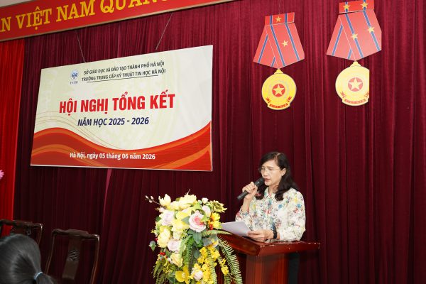HỘI NGHỊ TỔNG KẾT NĂM HỌC 2025 – 2026 CỦA TRƯỜNG TC KỸ THUẬT TIN HỌC HÀ NỘI
